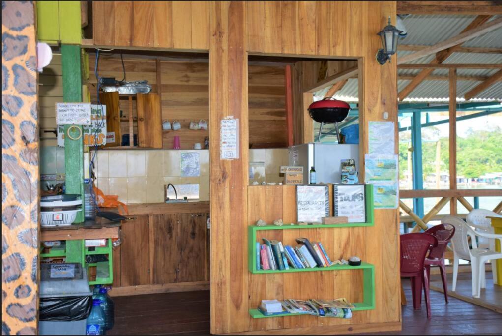 El Jaguar Hostel Бокас дел Торо Екстериор снимка
